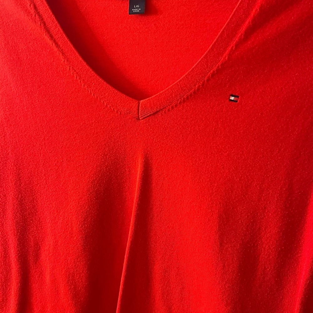 Tommy Hilfiger Women's Bright Red V-Neck Tee